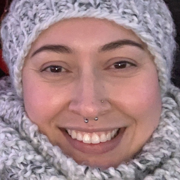 Meet your Posher, Bethsaida - Picture 2 of 2